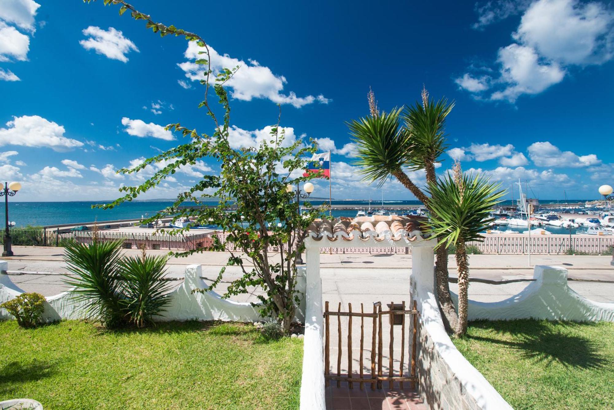 B&B Sa Cruxitta Portoscuso Exterior photo